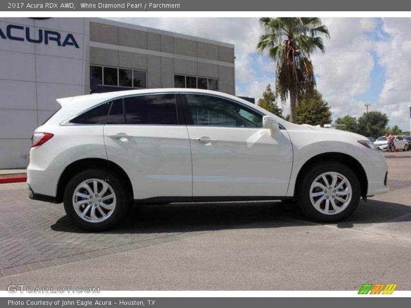 White Diamond Pearl / Parchment 2017 Acura RDX AWD