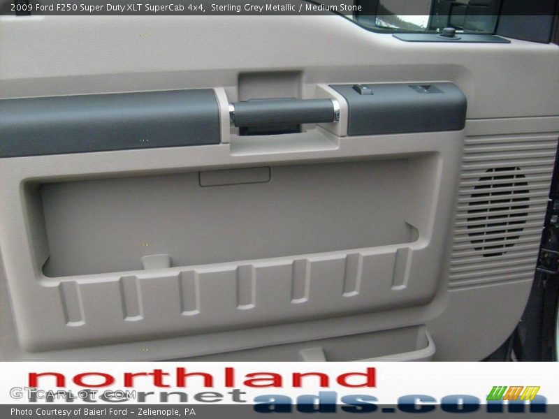 Sterling Grey Metallic / Medium Stone 2009 Ford F250 Super Duty XLT SuperCab 4x4