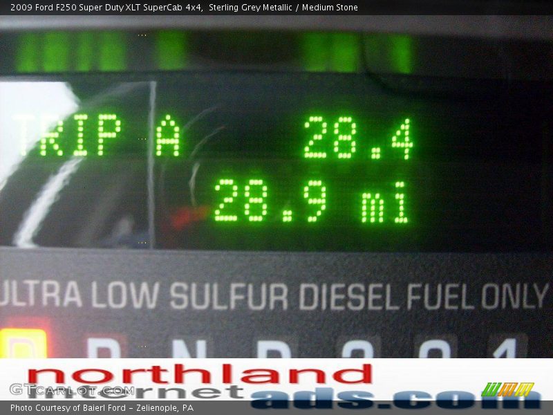 Sterling Grey Metallic / Medium Stone 2009 Ford F250 Super Duty XLT SuperCab 4x4