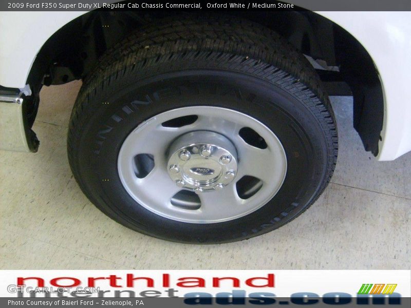 Oxford White / Medium Stone 2009 Ford F350 Super Duty XL Regular Cab Chassis Commercial