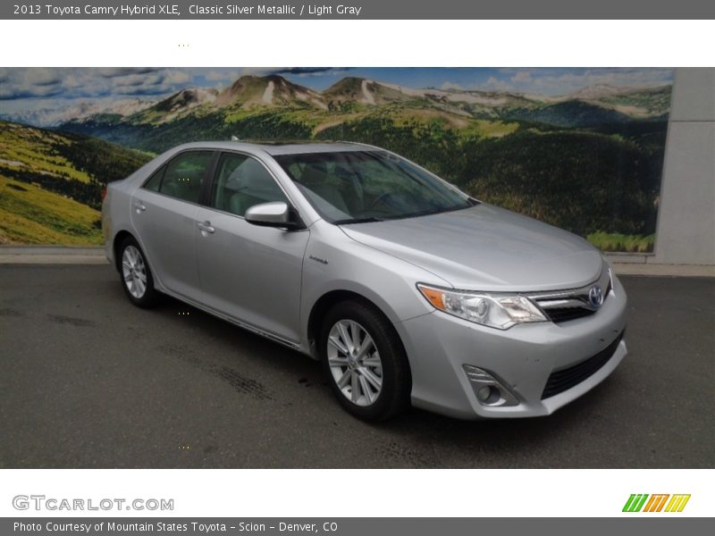 Classic Silver Metallic / Light Gray 2013 Toyota Camry Hybrid XLE