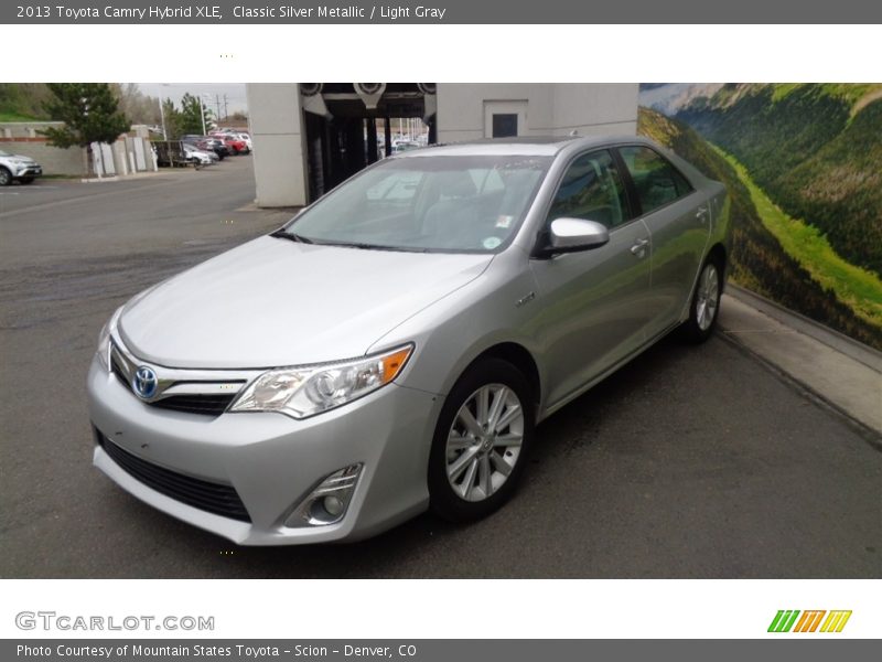 Classic Silver Metallic / Light Gray 2013 Toyota Camry Hybrid XLE