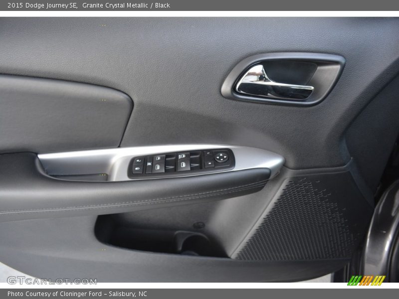 Granite Crystal Metallic / Black 2015 Dodge Journey SE