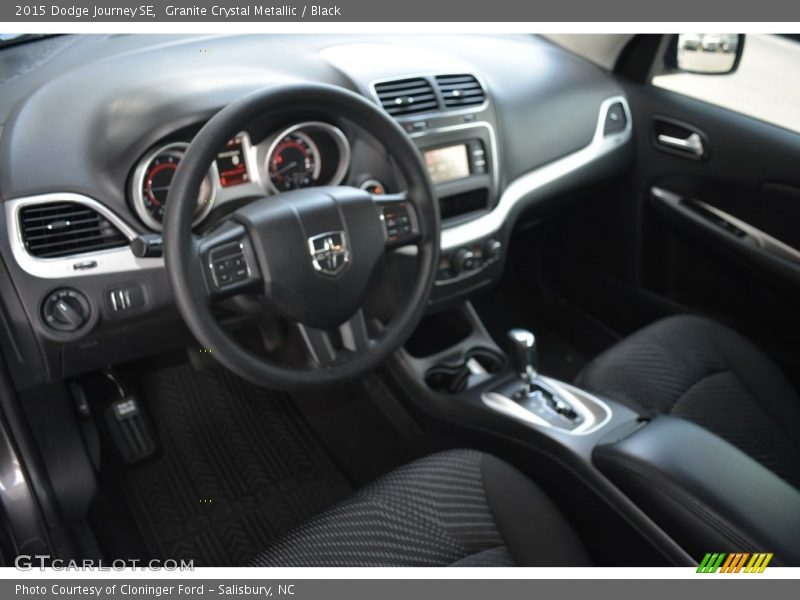 Granite Crystal Metallic / Black 2015 Dodge Journey SE