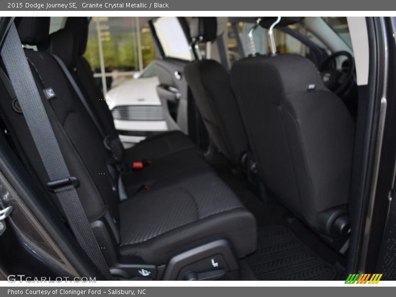 Granite Crystal Metallic / Black 2015 Dodge Journey SE