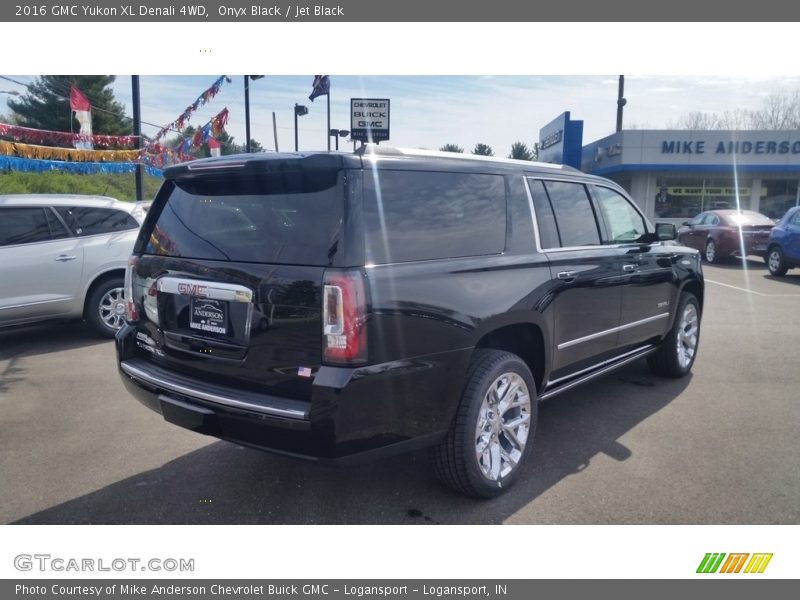 Onyx Black / Jet Black 2016 GMC Yukon XL Denali 4WD