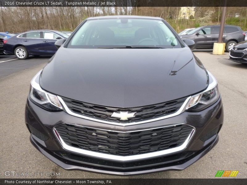 Tungsten Metallic / Jet Black 2016 Chevrolet Cruze LT Sedan
