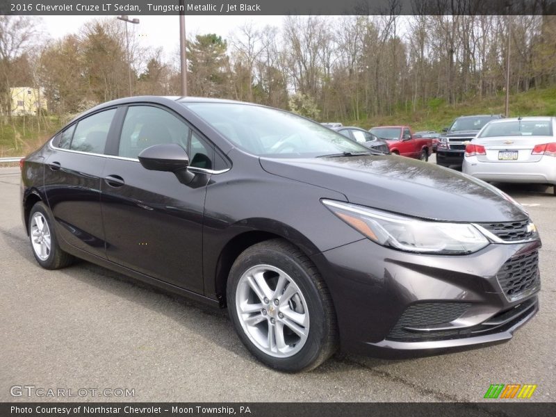 Tungsten Metallic / Jet Black 2016 Chevrolet Cruze LT Sedan
