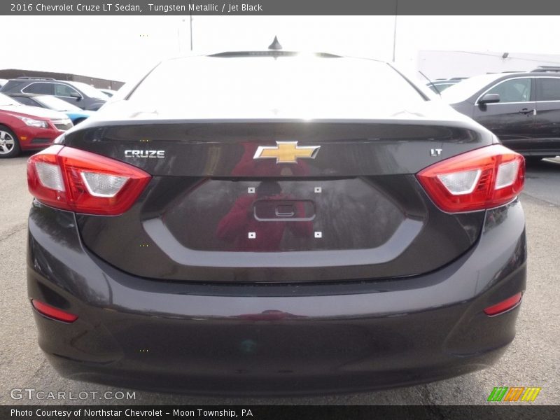 Tungsten Metallic / Jet Black 2016 Chevrolet Cruze LT Sedan