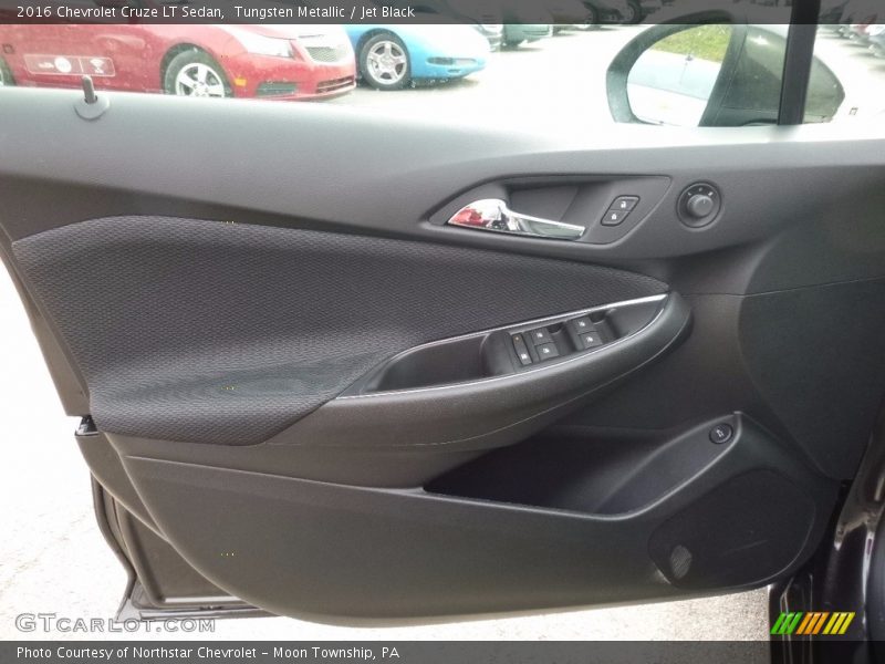 Tungsten Metallic / Jet Black 2016 Chevrolet Cruze LT Sedan