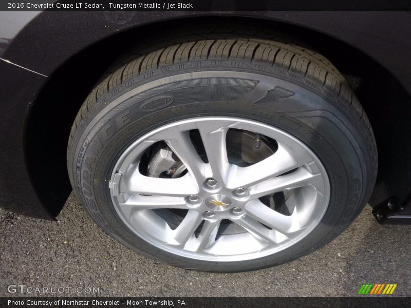 Tungsten Metallic / Jet Black 2016 Chevrolet Cruze LT Sedan
