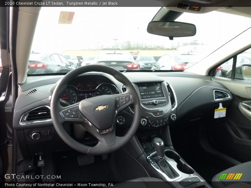 Tungsten Metallic / Jet Black 2016 Chevrolet Cruze LT Sedan
