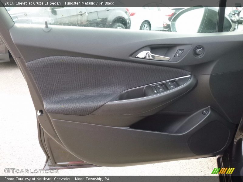 Tungsten Metallic / Jet Black 2016 Chevrolet Cruze LT Sedan