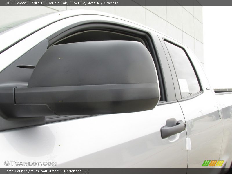 Silver Sky Metallic / Graphite 2016 Toyota Tundra TSS Double Cab