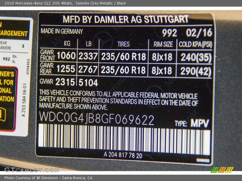Selenite Grey Metallic / Black 2016 Mercedes-Benz GLC 300 4Matic