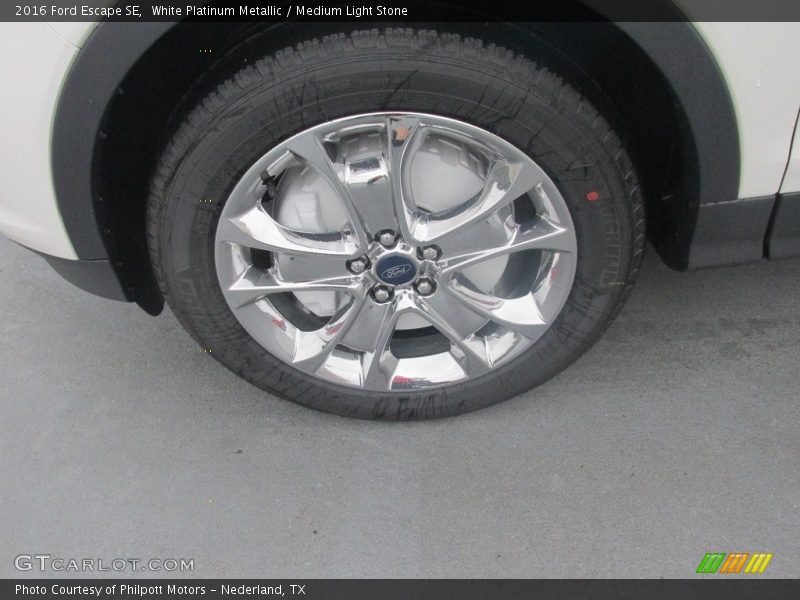 White Platinum Metallic / Medium Light Stone 2016 Ford Escape SE