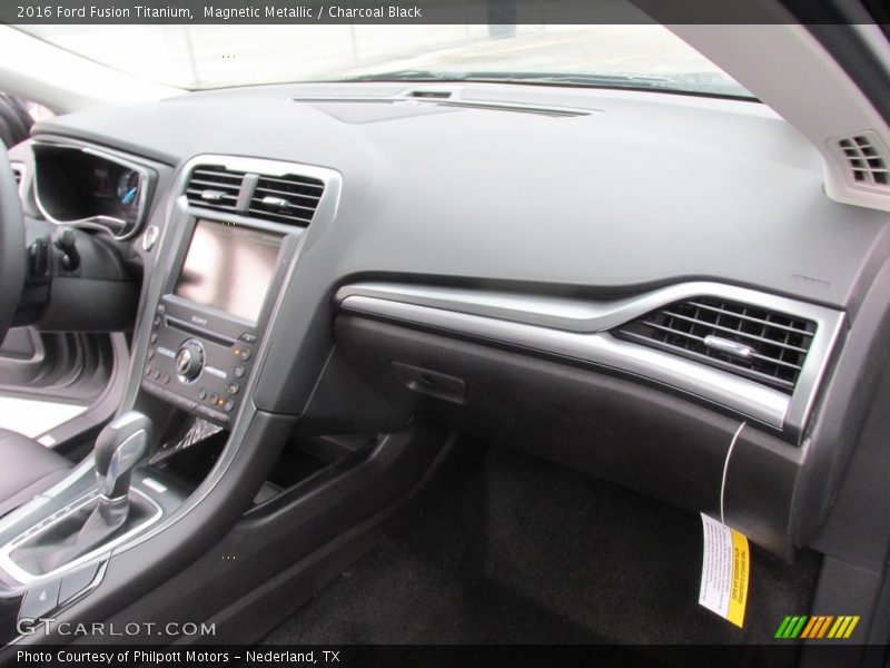 Magnetic Metallic / Charcoal Black 2016 Ford Fusion Titanium