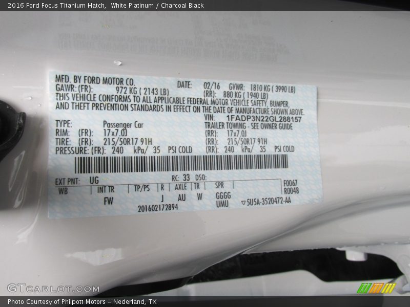 White Platinum / Charcoal Black 2016 Ford Focus Titanium Hatch