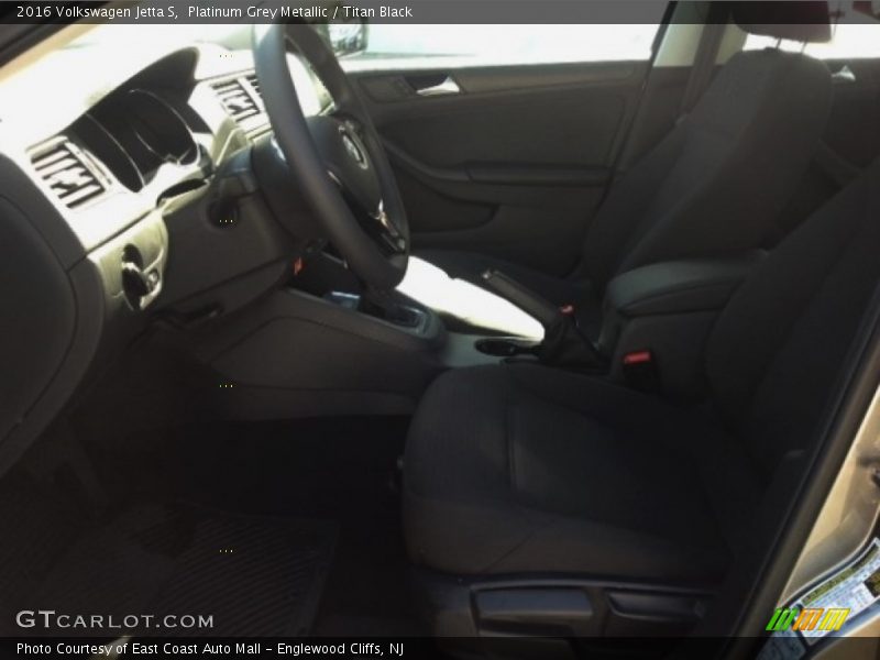 Platinum Grey Metallic / Titan Black 2016 Volkswagen Jetta S