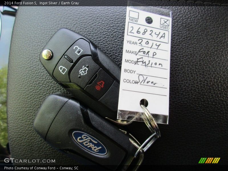 Ingot Silver / Earth Gray 2014 Ford Fusion S