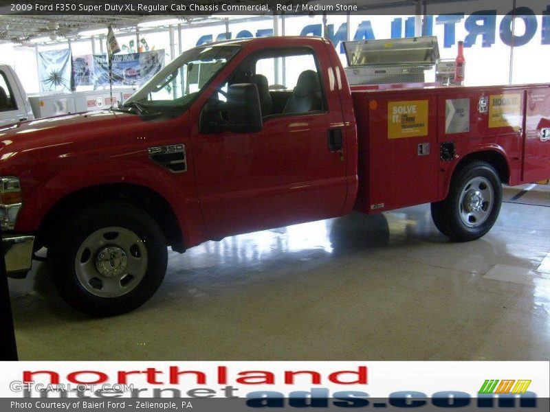 Red / Medium Stone 2009 Ford F350 Super Duty XL Regular Cab Chassis Commercial