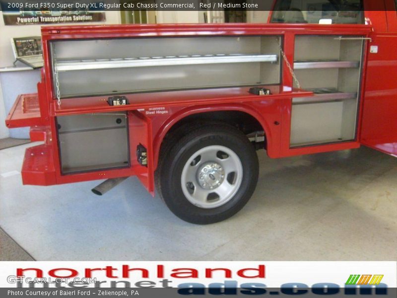 Red / Medium Stone 2009 Ford F350 Super Duty XL Regular Cab Chassis Commercial
