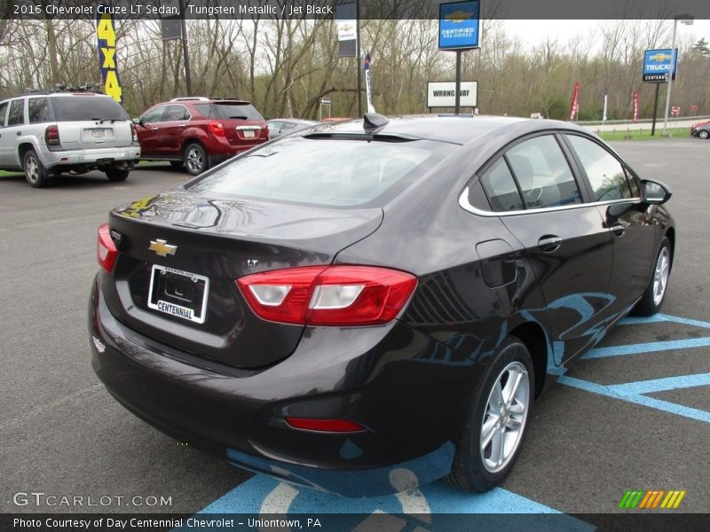 Tungsten Metallic / Jet Black 2016 Chevrolet Cruze LT Sedan
