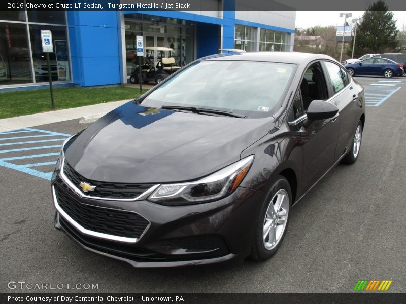 Tungsten Metallic / Jet Black 2016 Chevrolet Cruze LT Sedan