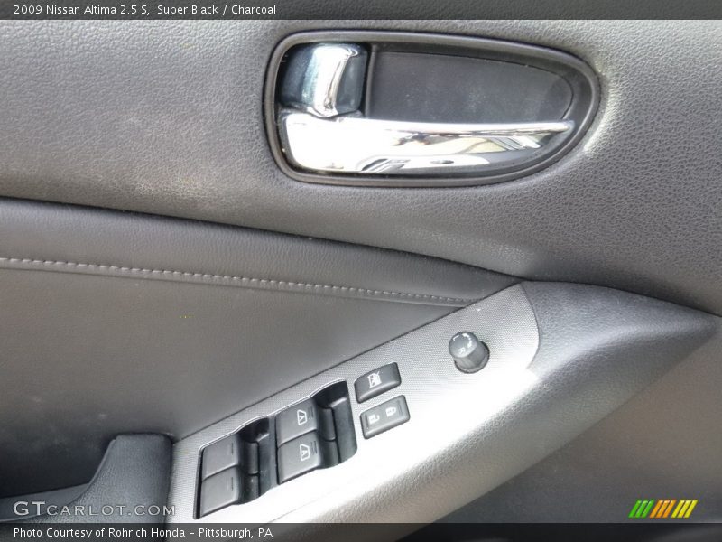 Super Black / Charcoal 2009 Nissan Altima 2.5 S