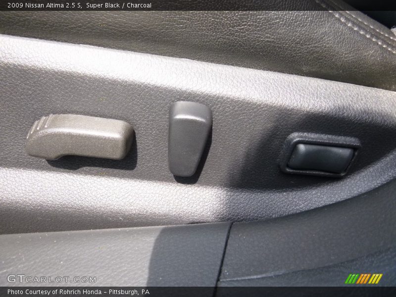 Super Black / Charcoal 2009 Nissan Altima 2.5 S