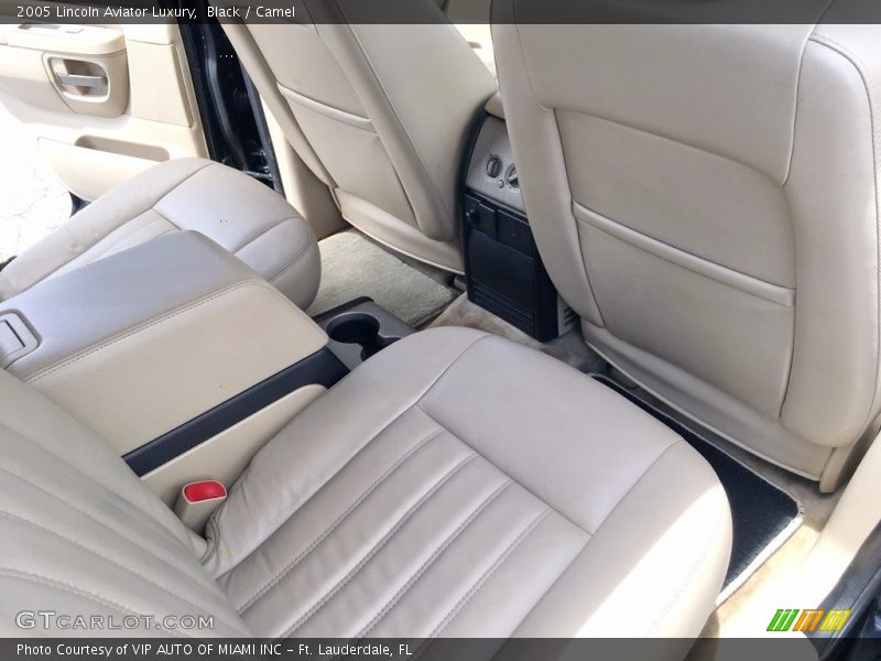 Black / Camel 2005 Lincoln Aviator Luxury