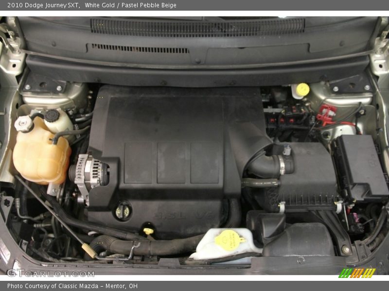 White Gold / Pastel Pebble Beige 2010 Dodge Journey SXT