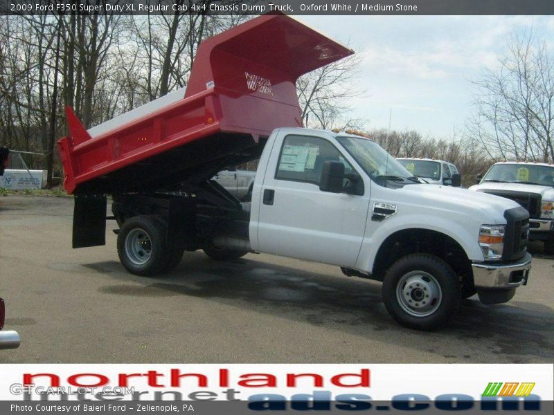 Oxford White / Medium Stone 2009 Ford F350 Super Duty XL Regular Cab 4x4 Chassis Dump Truck