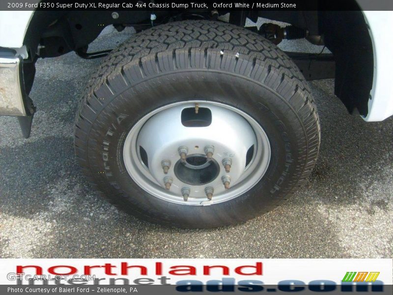 Oxford White / Medium Stone 2009 Ford F350 Super Duty XL Regular Cab 4x4 Chassis Dump Truck