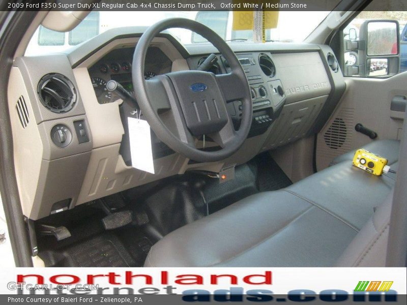 Oxford White / Medium Stone 2009 Ford F350 Super Duty XL Regular Cab 4x4 Chassis Dump Truck