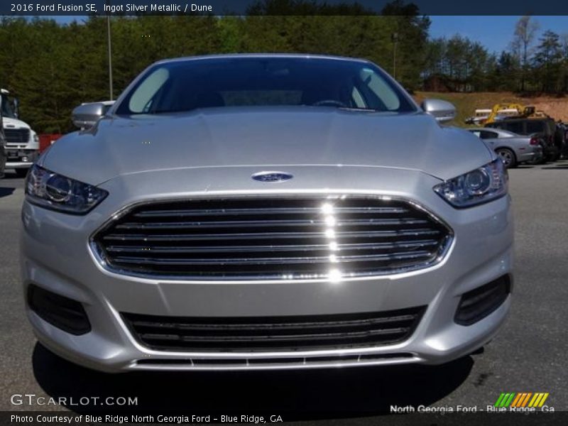 Ingot Silver Metallic / Dune 2016 Ford Fusion SE