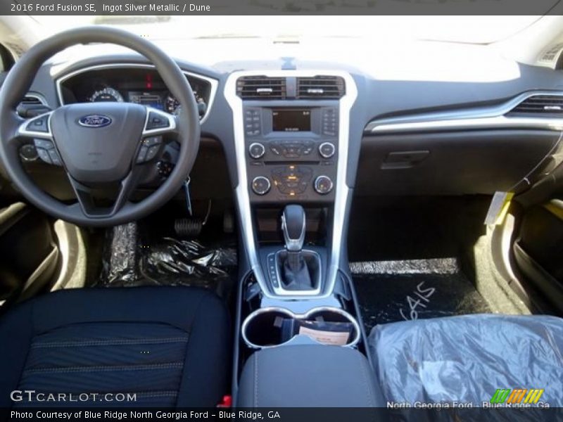 Ingot Silver Metallic / Dune 2016 Ford Fusion SE