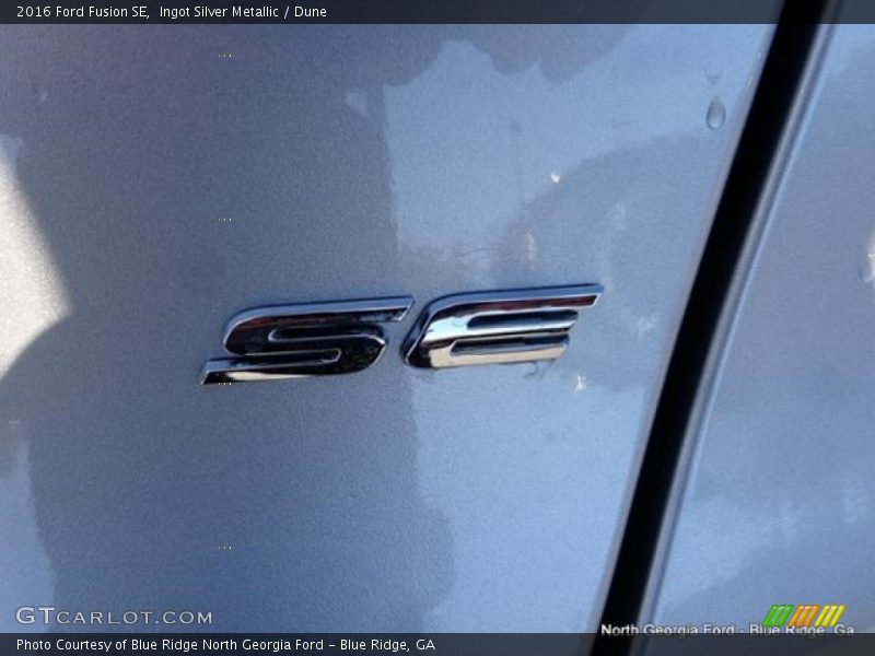 Ingot Silver Metallic / Dune 2016 Ford Fusion SE