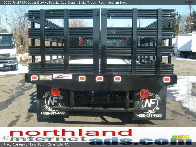 Red / Medium Stone 2009 Ford F350 Super Duty XL Regular Cab Chassis Stake Truck