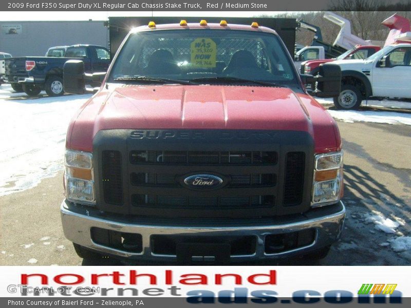 Red / Medium Stone 2009 Ford F350 Super Duty XL Regular Cab Chassis Stake Truck