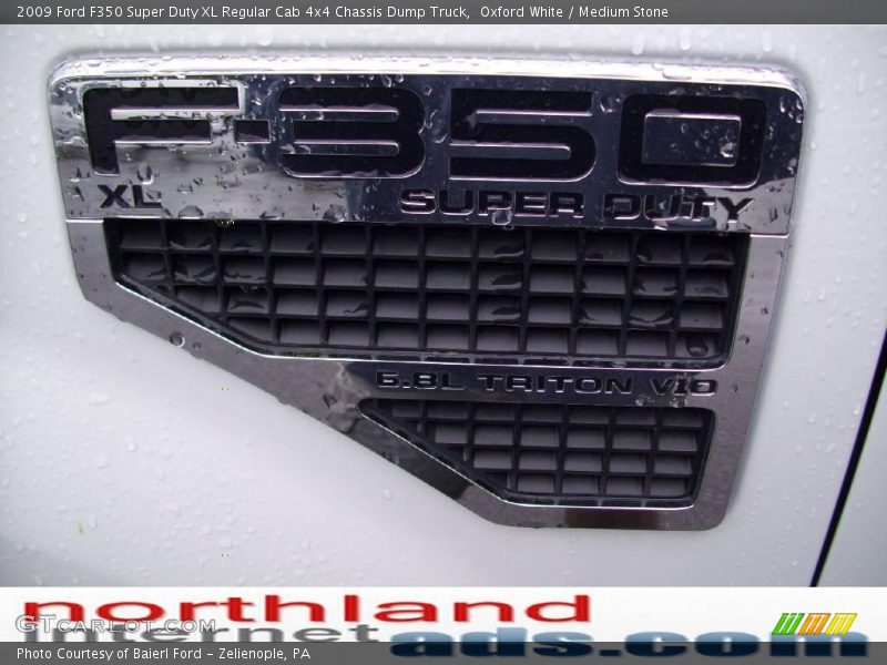 Oxford White / Medium Stone 2009 Ford F350 Super Duty XL Regular Cab 4x4 Chassis Dump Truck