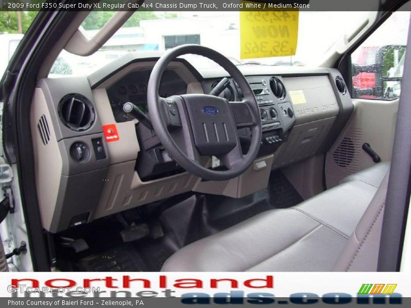 Oxford White / Medium Stone 2009 Ford F350 Super Duty XL Regular Cab 4x4 Chassis Dump Truck