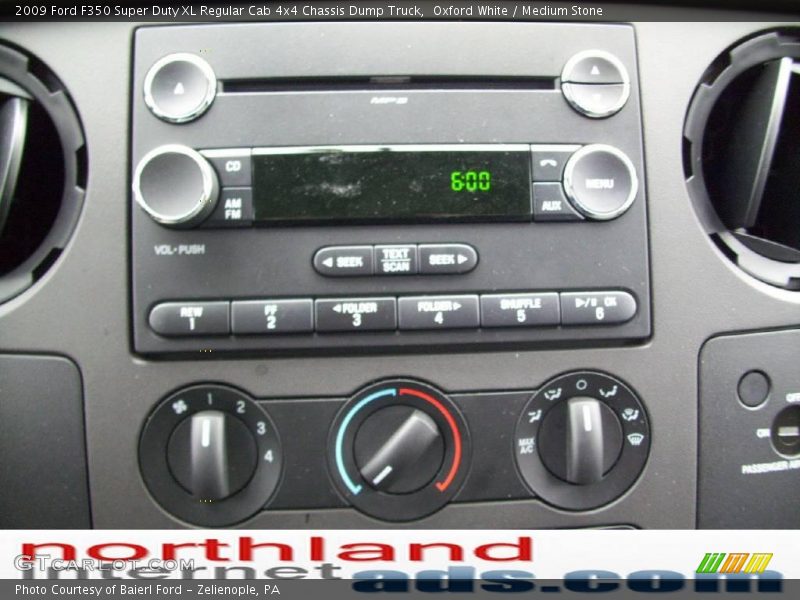 Oxford White / Medium Stone 2009 Ford F350 Super Duty XL Regular Cab 4x4 Chassis Dump Truck