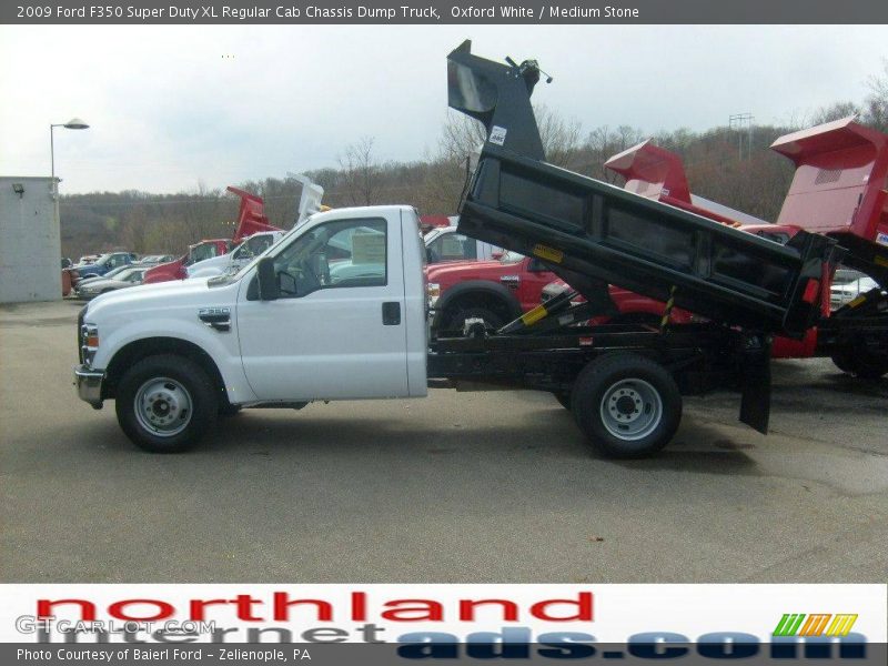Oxford White / Medium Stone 2009 Ford F350 Super Duty XL Regular Cab Chassis Dump Truck
