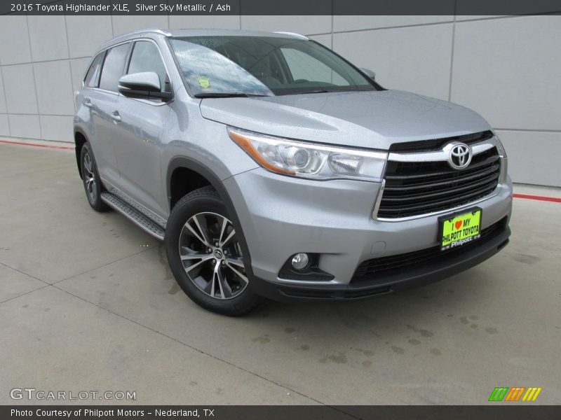 Silver Sky Metallic / Ash 2016 Toyota Highlander XLE