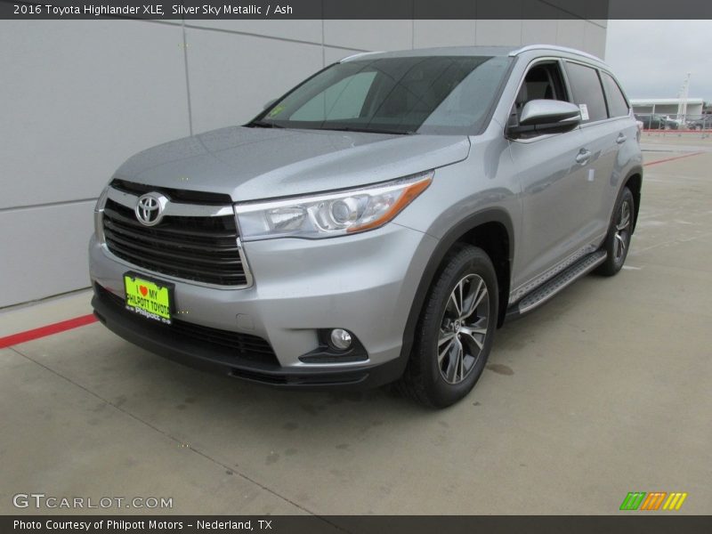 Silver Sky Metallic / Ash 2016 Toyota Highlander XLE
