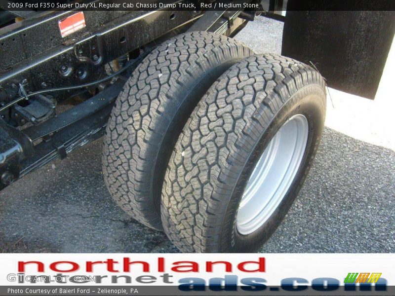 Red / Medium Stone 2009 Ford F350 Super Duty XL Regular Cab Chassis Dump Truck