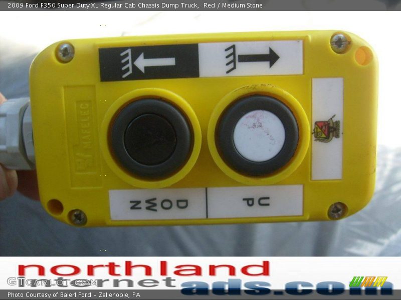 Red / Medium Stone 2009 Ford F350 Super Duty XL Regular Cab Chassis Dump Truck