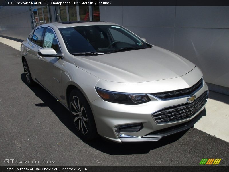 Champagne Silver Metallic / Jet Black 2016 Chevrolet Malibu LT