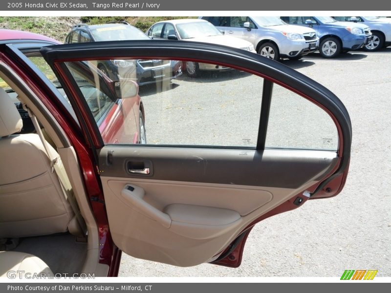Tango Red Pearl / Ivory 2005 Honda Civic EX Sedan